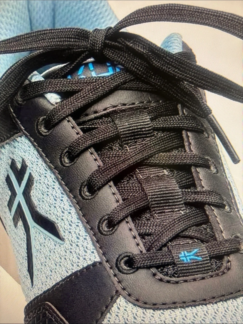 NWB Kuru Womens Quantum 2.  Size 9.5 Wide. Misty Blue/black